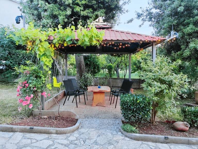 Fully equipped villa with pool & BBQ | Pet-friendly — photo 3