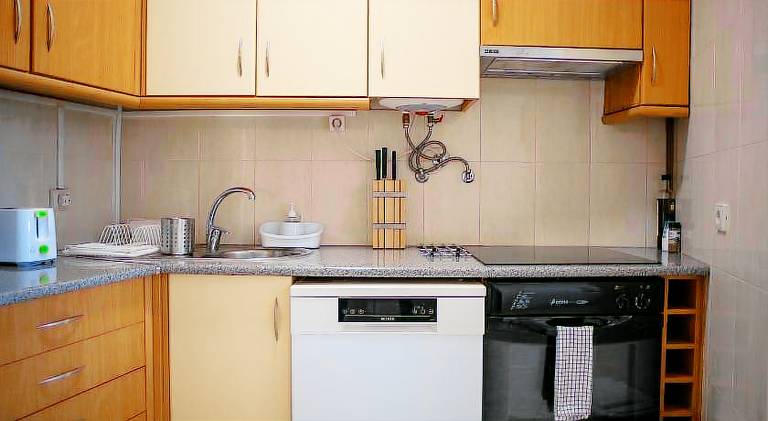 Just4uApartment 2 - Near Lisbon & Beach - With AC — photo 4