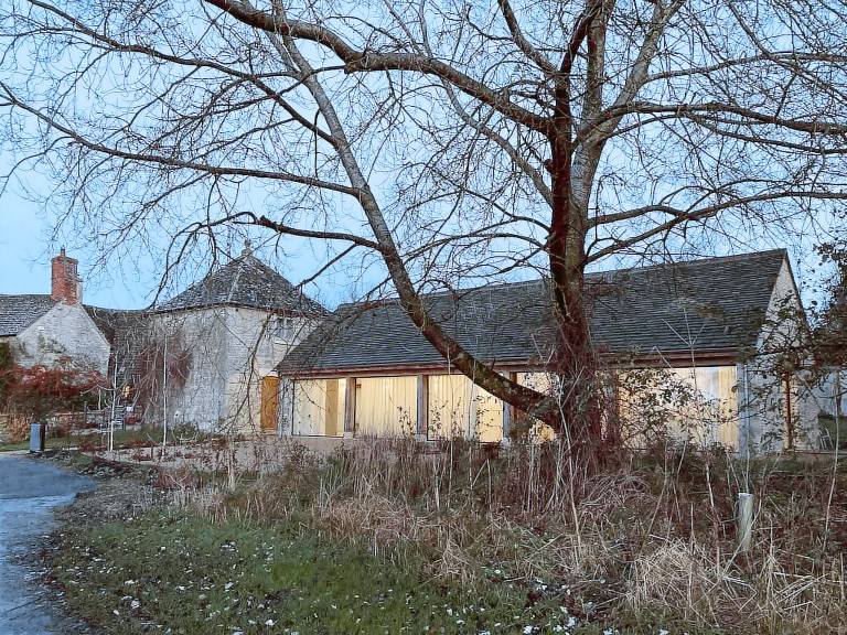 Cottage  Witney