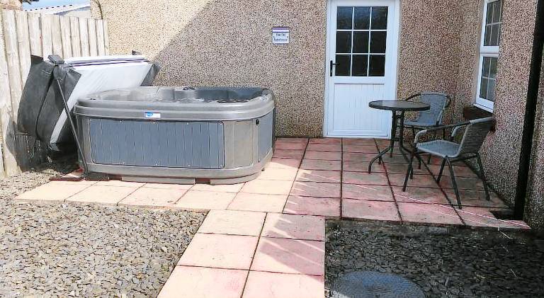 Rental apartment with jacuzzi in Seascale