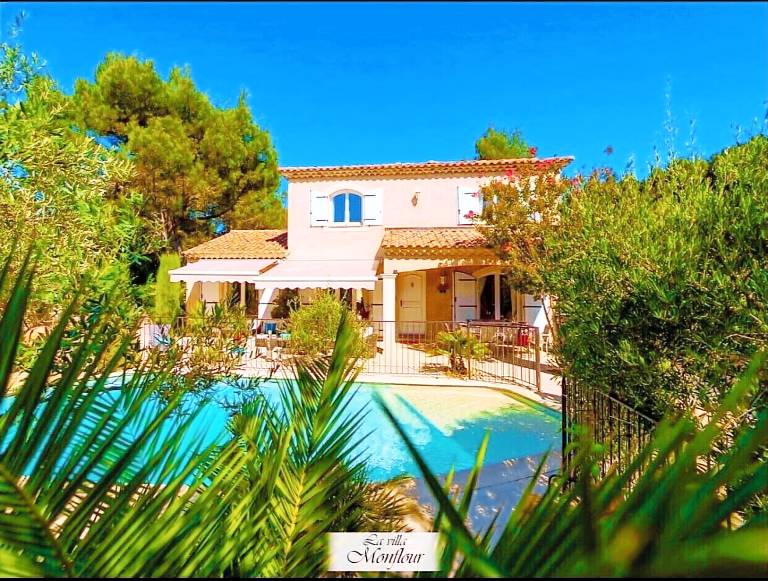 Villa Tavel