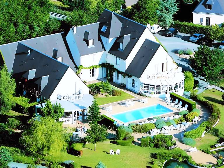 Les Terrasses de Saumur - Hotel & Appartements - Restaurant & Spa (Logis) in Saumur