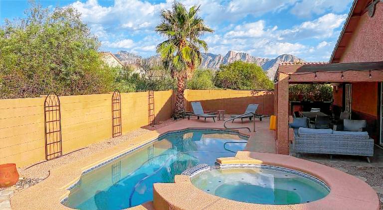 163 m&sup2; Ferienhaus