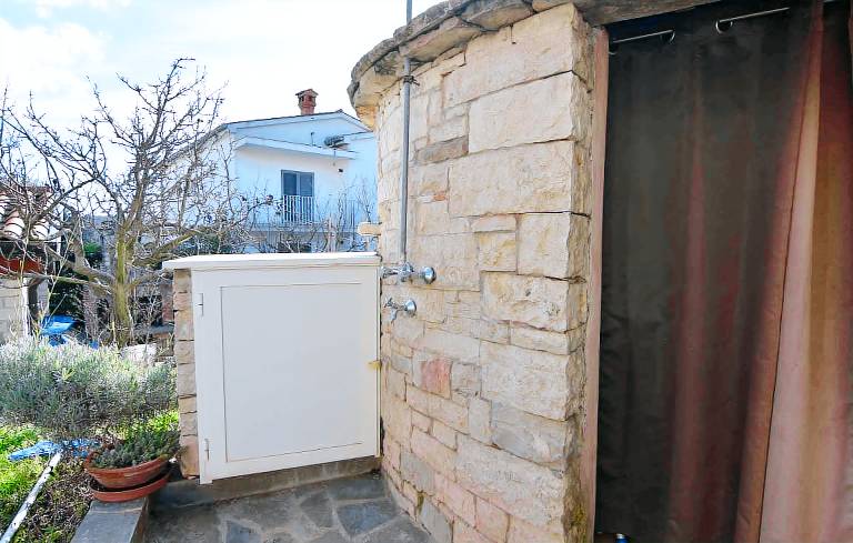 Charming apartment with pool, garden & BBQ | Pet-friendly — photo 4