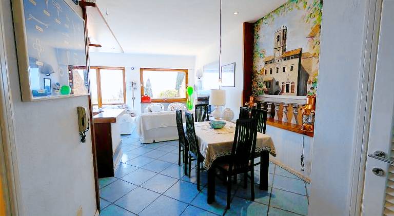 Villa with 4 rooms for 6 persons — photo 3