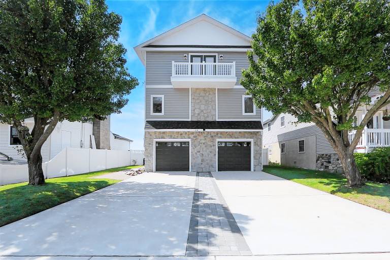 House  Brigantine