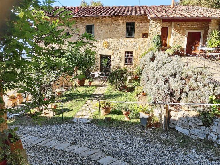 Villa La Torre Tenuta Lonciano with Private Pool, AC, and Sauna — photo 3