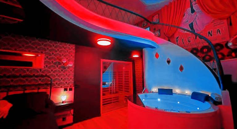 Pleasant holiday apartment with hot tub & sauna | Pets allowed in Le Havre