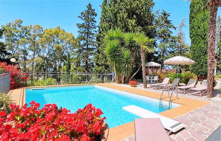 Maisonette mit Terrasse, privatem Pool und Grill | Naturblick