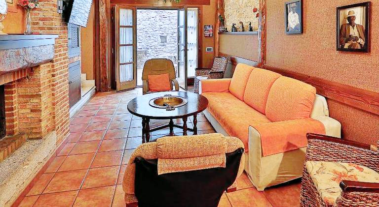 Fully equipped big house with patio, garden & barbeque | Good for workation | Pet-friendly — photo 2