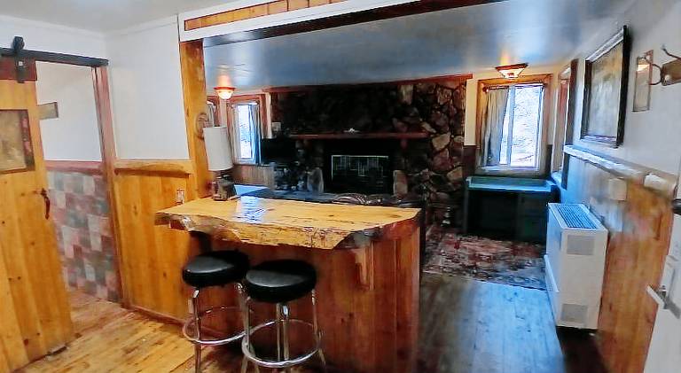 Big Bear Lake - Tulip Lane Cabin 21 in Big Bear Lake, CA