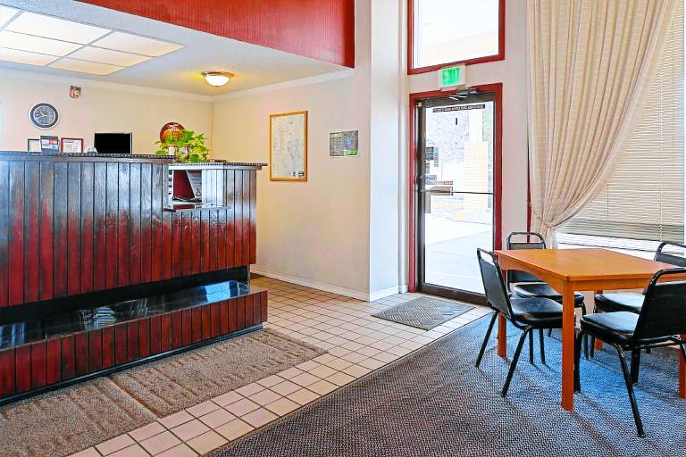 Americas Best Value Inn Carson City — photo 5