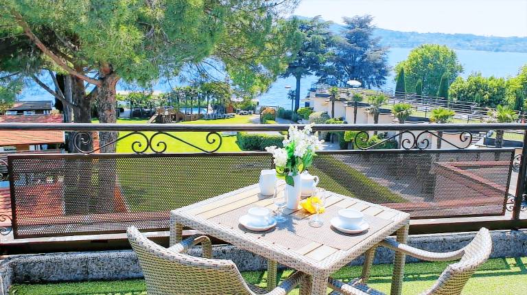 Rental apartment with patio in Brescia