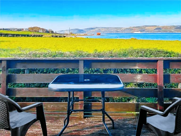 Family-friendly cottage with pool | River view | Next to the beach | Pet-friendly in Stranraer