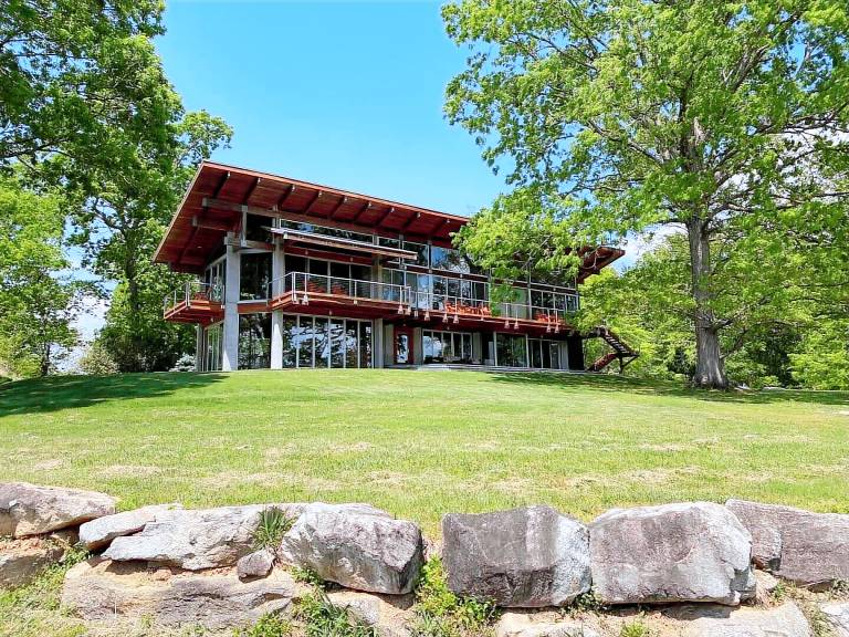 House  Hendersonville