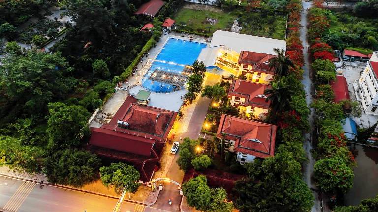 Vạn Xuân Royal Hotel in Hoa Lu