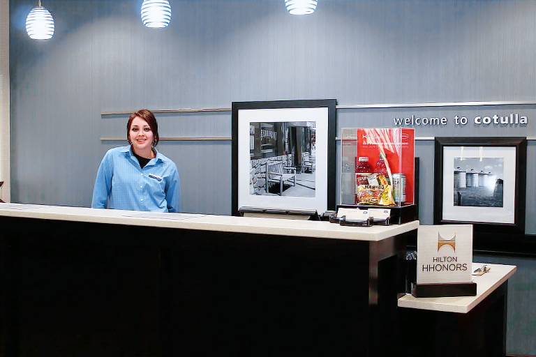 Hampton Inn Cotulla — photo 4
