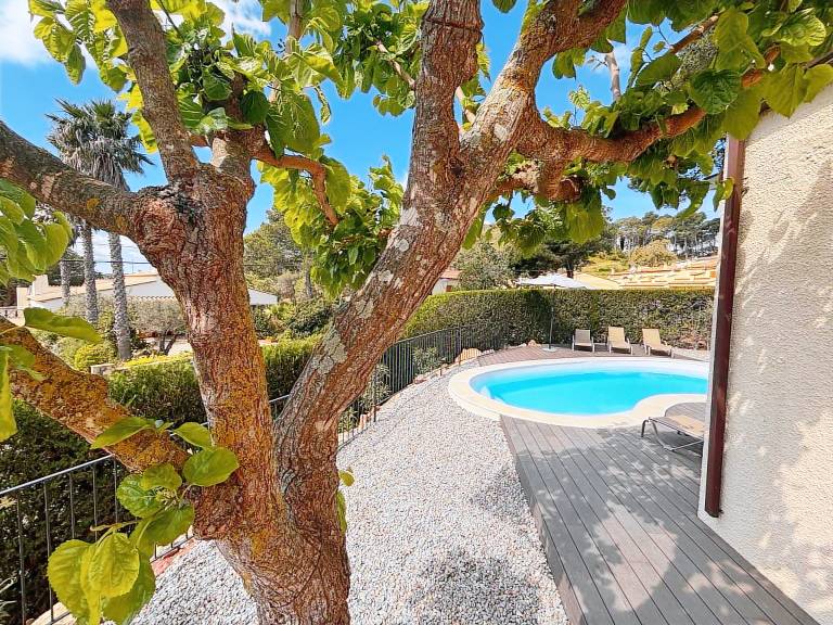 Corner house with private pool in L'Estartit — photo 2