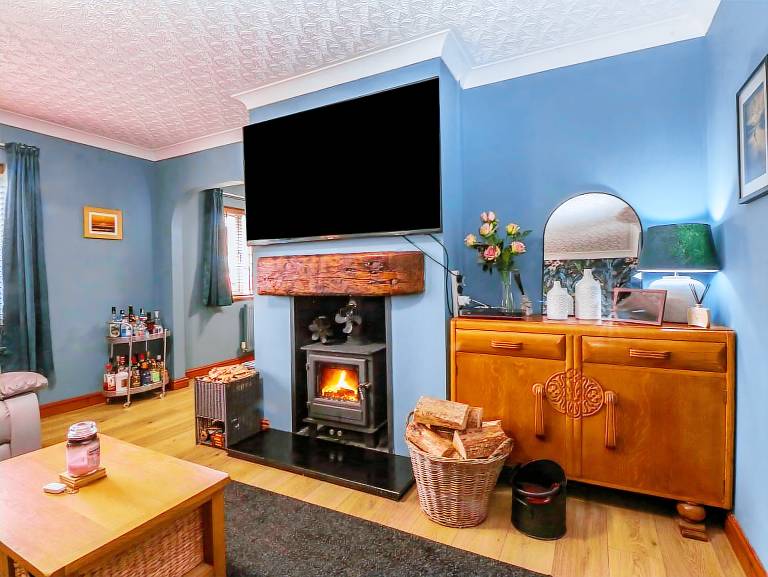 Family-friendly cottage with garden | Beach view | Pets allowed in Holyhead