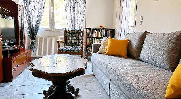 Holiday apartment with yard, BBQ & terrace — photo 5