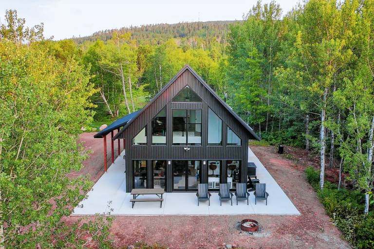 House Lutsen