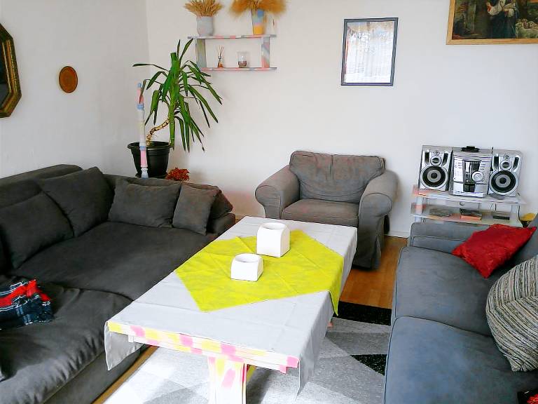 Holiday apartment with 3 rooms for 6 persons in Darmstadt