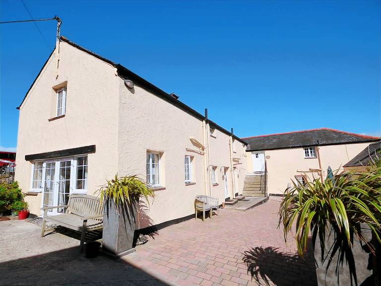 Cottage  Helston