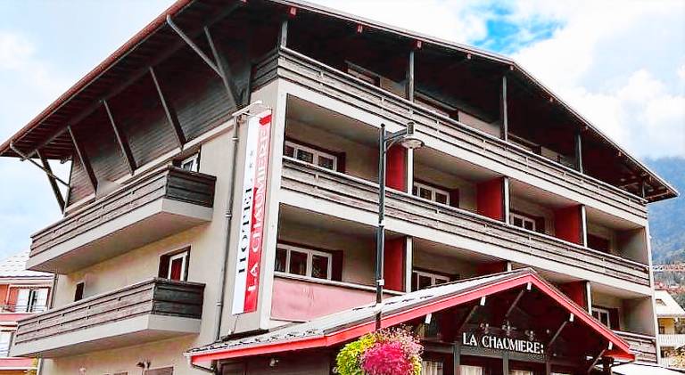 Hotel La Chaumiere a 180m du telecabine et de la gare in Combloux