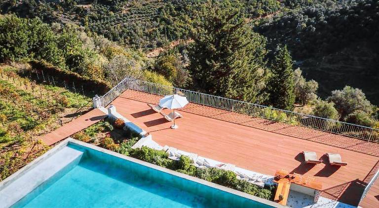 Villa with pool, terrace & yard — photo 5