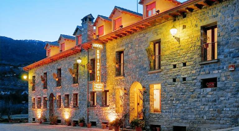 Hotel Castillo d'Acher — photo 3