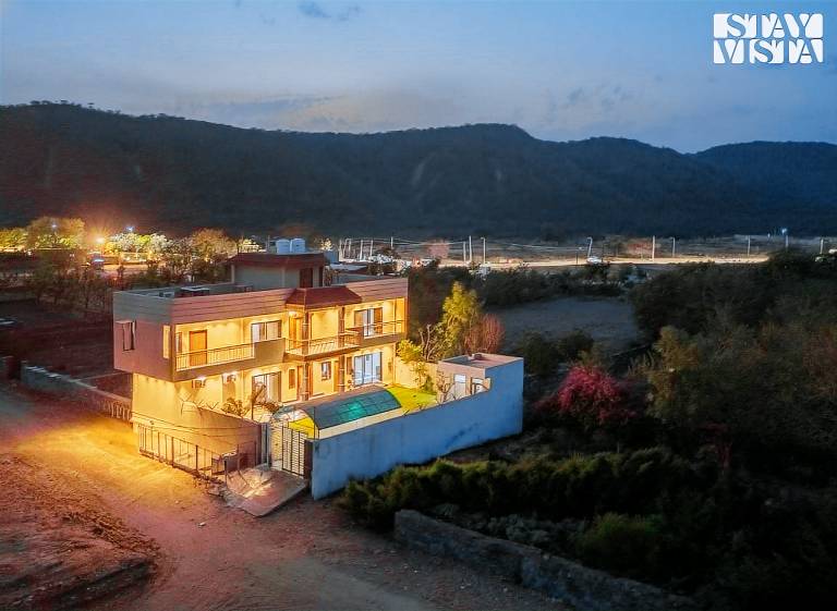 390 m&sup2; Villa