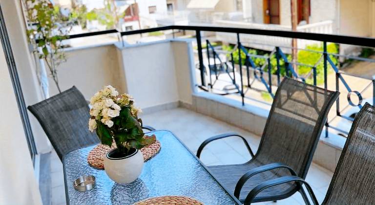 Apartment with 2 rooms for 6 persons — photo 4