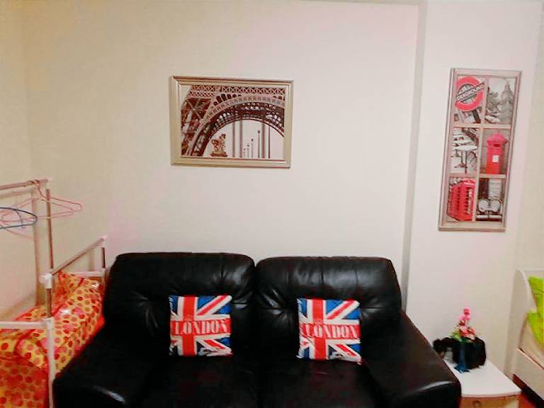 Poppular Palace Don Mueang Bangkok Dreibettzimmer