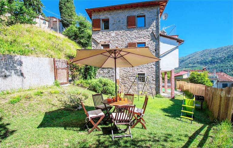 Ferienwohnung in Benabbio, Brandeglio für max. 8 Personen