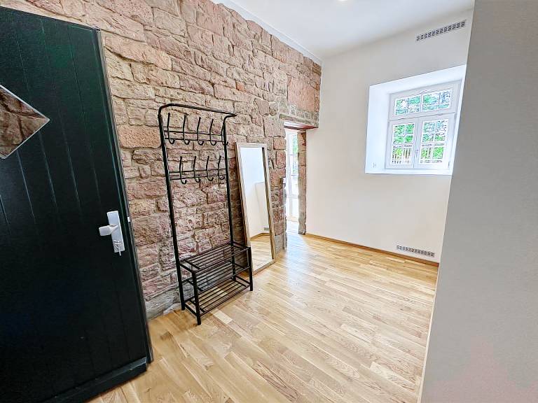 Apartment with barbecue, garden & terrace | Garden view — photo 4