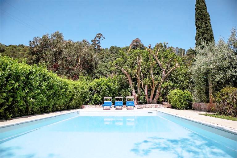 Villa with BBQ, garden & private pool — photo 5