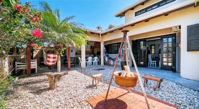 House with 4 rooms for 10 persons in Bombinhas