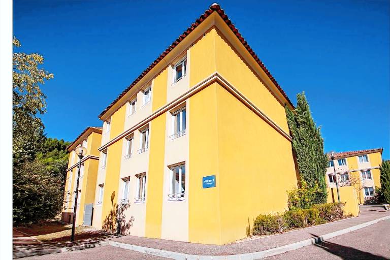 Comfort Aparthotel Aix Le Tholonet — photo 2