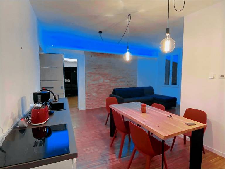Apartment with patio | City view — photo 2