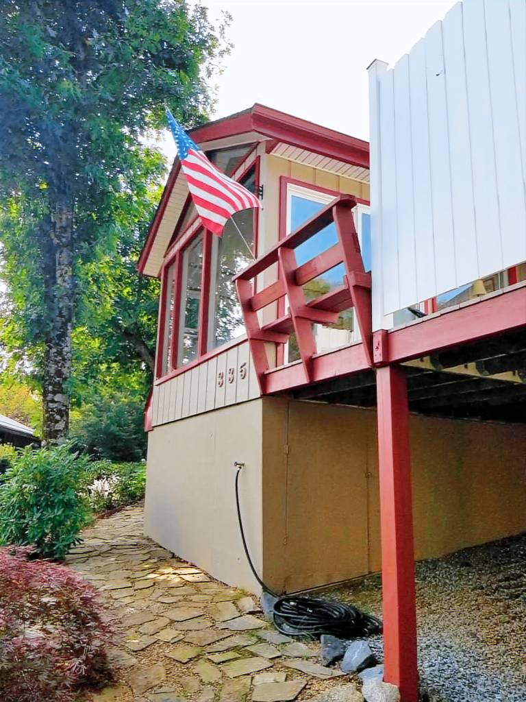 Cabin Linville