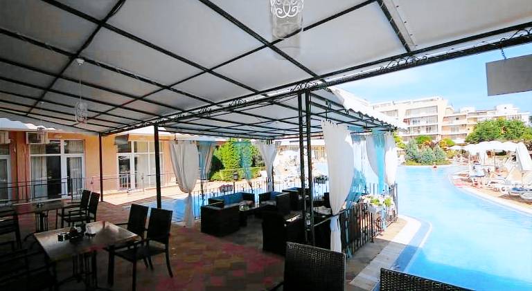Rental apartment with pool — photo 2