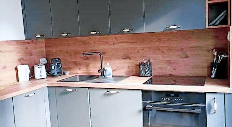 Rental apartment with terrace & yard — photo 5