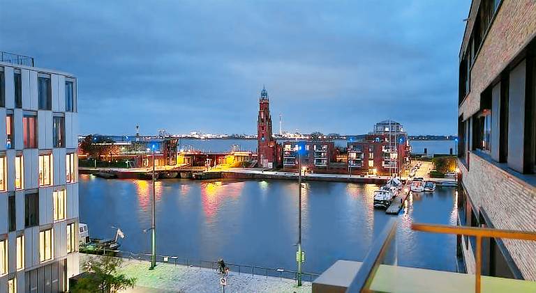 Holiday apartment with 2 rooms for 6 persons in Bremerhaven