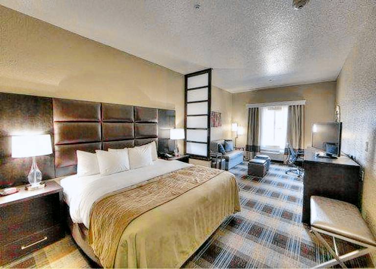 Comfort Inn & Suites Fort Worth West I 30 NAS JRB