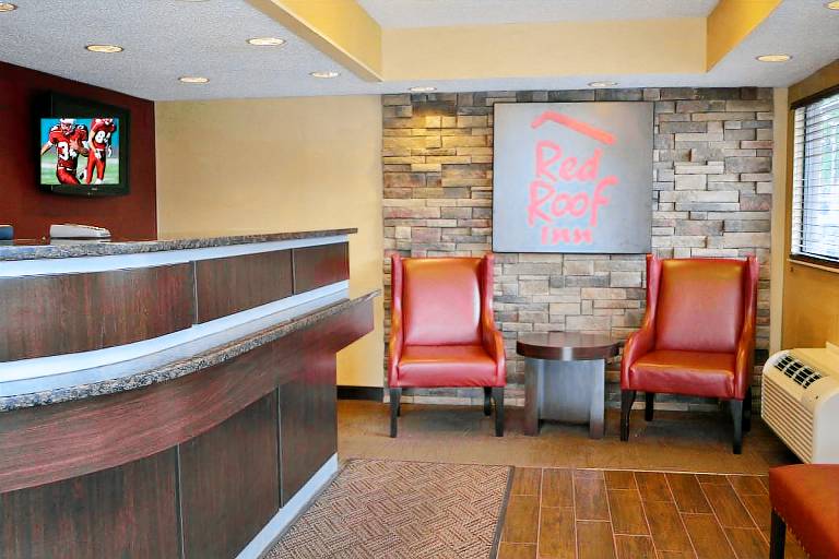 Red Roof Inn Elkhart — photo 3