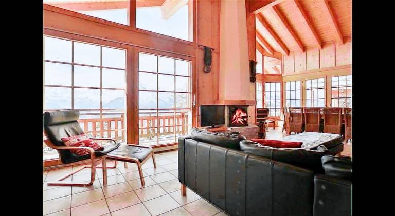 Chalet with 4 rooms for 10 persons — photo 3