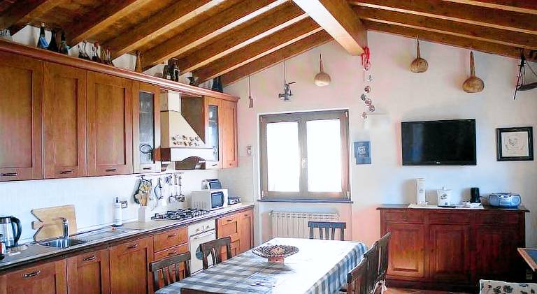 House with 2 rooms for 4 persons — photo 4