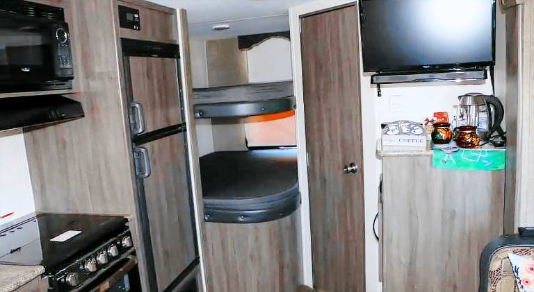 RV quiet place in the mountain — photo 5