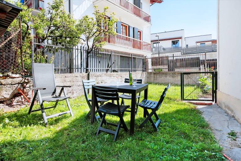 Apartment 'Maison Ninive' with Mountain View, Wi-Fi and Air Conditioning — photo 4
