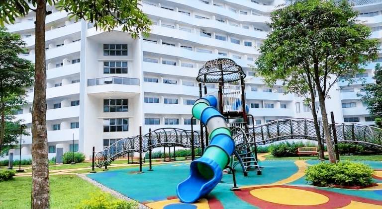 Miya's Crib J Cozy Staycation Commonwealth the Residences Quezon City Resort Style Condominium — photo 4